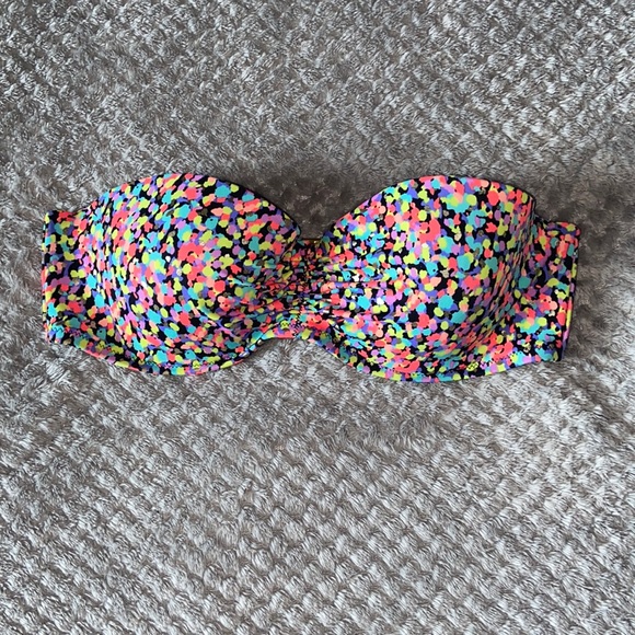 Victoria's Secret Other - Victoria’s Secret | Strapless Swim Top